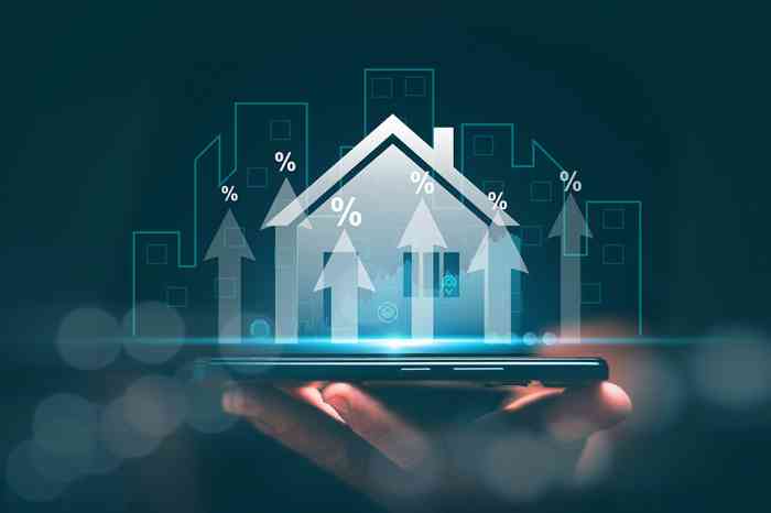 Hologramm eines Hauses auf einer Hand - © krungchingpixs - stock.adobe.com